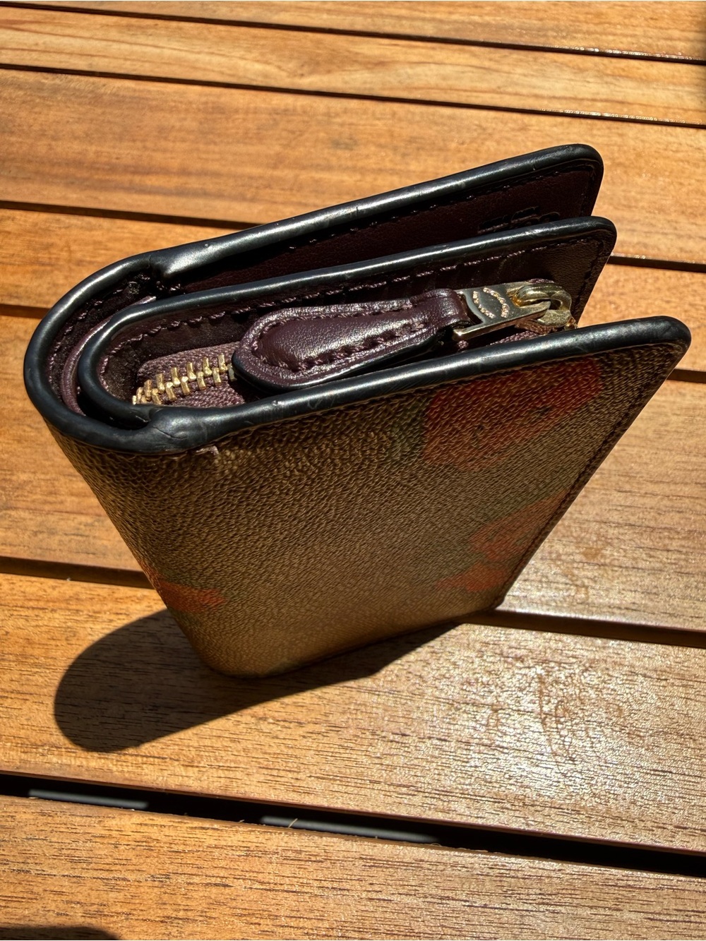 Coach Medium Corner Zip Wallet w/ Jumbo Flowers (CF312) - Picture 6 of 12